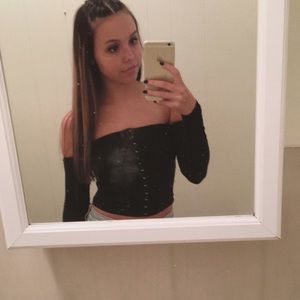 Meet your Posher, Olivia