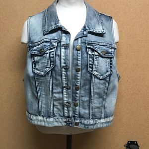 Jean Vest