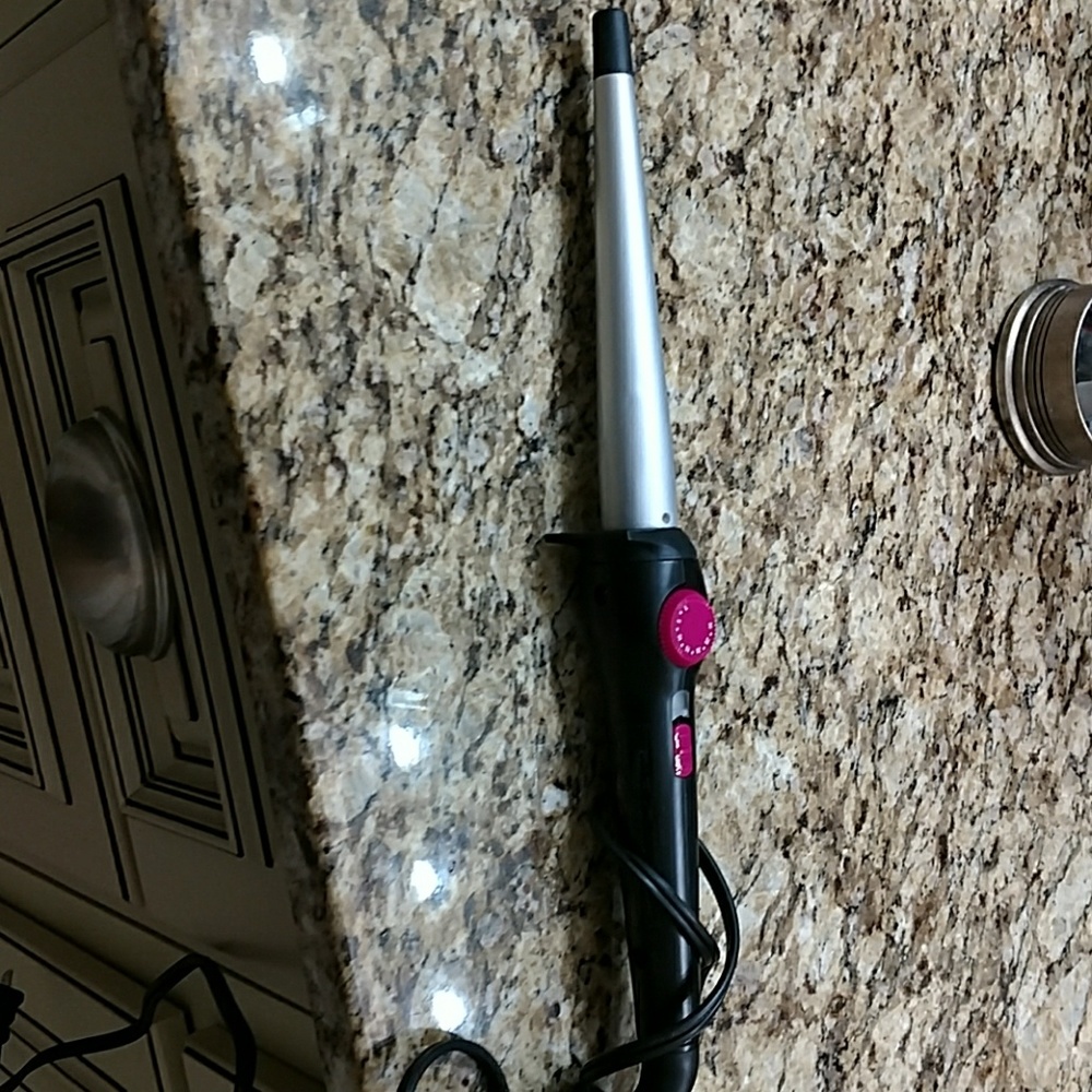 Remington small barrel curling wand