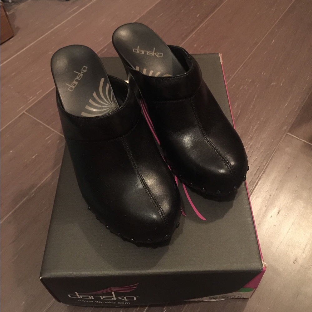 Dansko Rae Black Full Grain