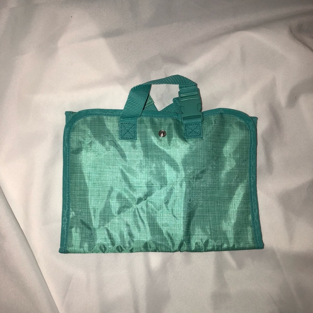 Thirty one make up bag