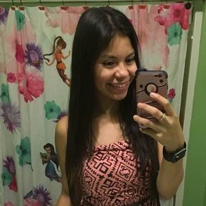 Meet your Posher, Yvette