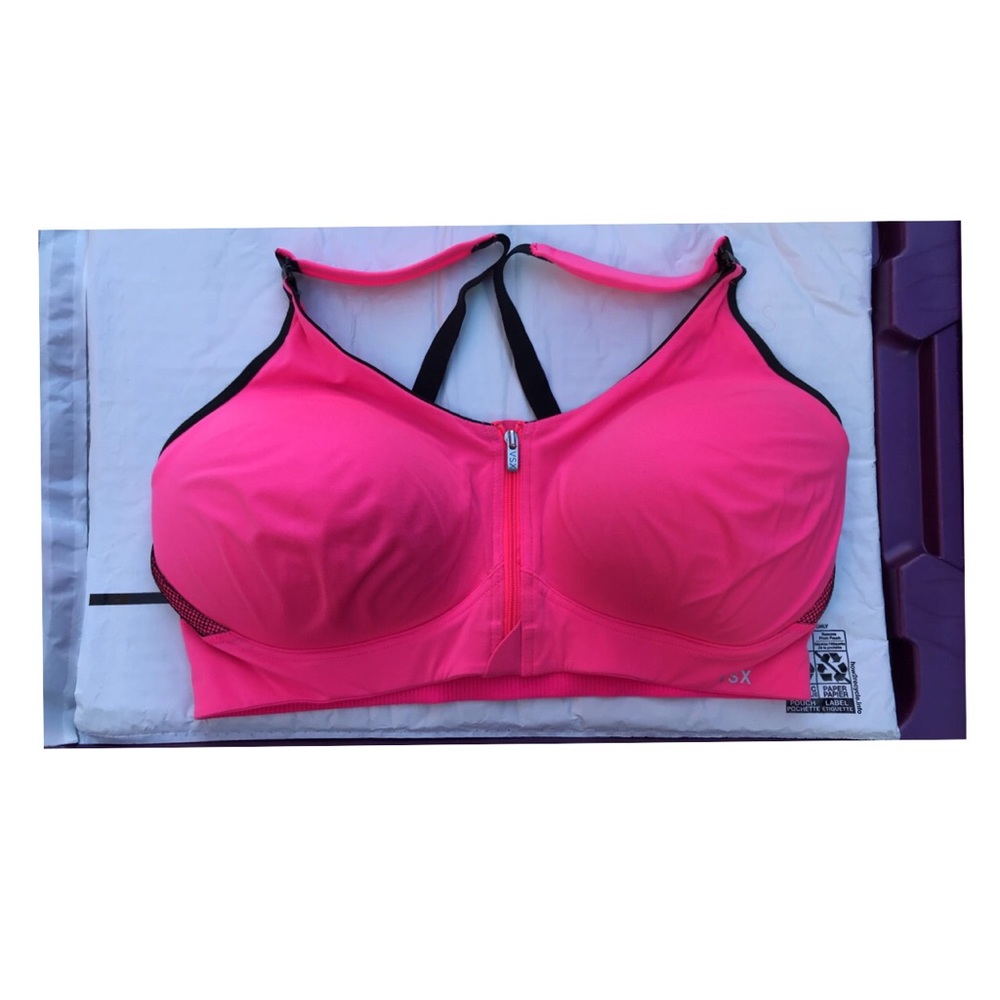Brand New Victoria’s Secret Bra