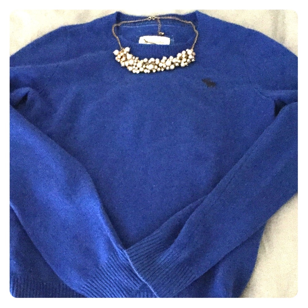 100% cashmere Abercrombie sweater