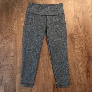 Victoria’s Secret Grey Knockout Capri