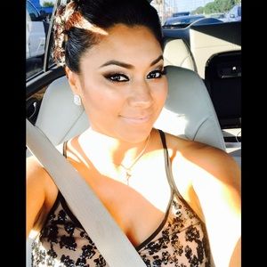 Meet your Posher, Mari