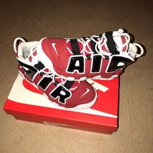 Nike Moore Uptempo ‘96. Size 8. Good condition.