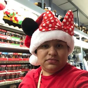 Meet your Posher, Mayra