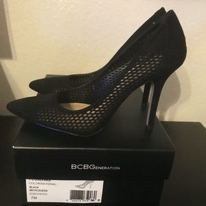 BCBG Black Suede Pumps- pl dahlias