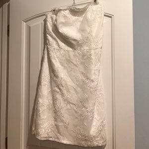 NWOT Never Worn! Strapless lace dress