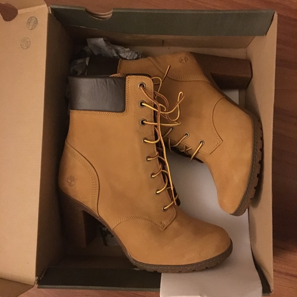 NIB Timberland Glancy boot