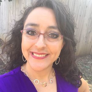 Meet your Posher, Dana