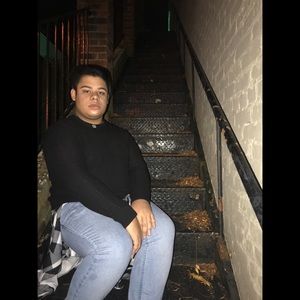 Meet your Posher, Ty