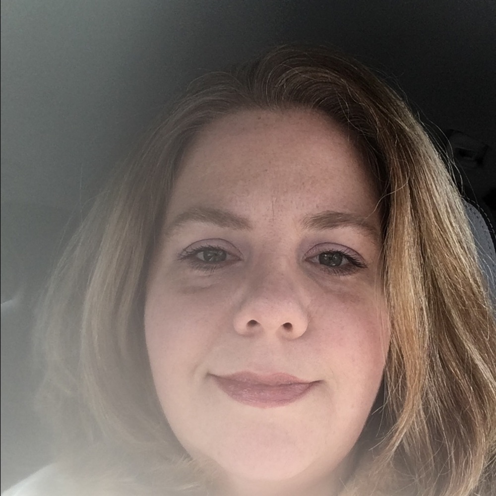 Meet your Posher, Lynn