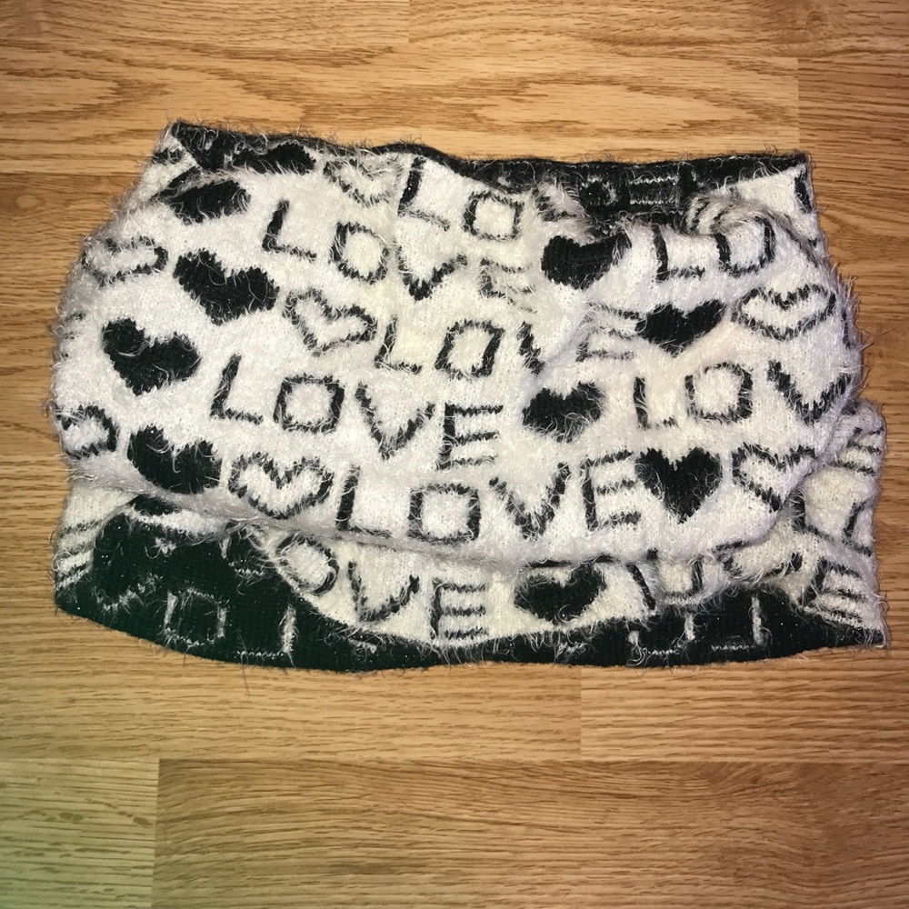 3 for $25  Juicy Couture neck warmer