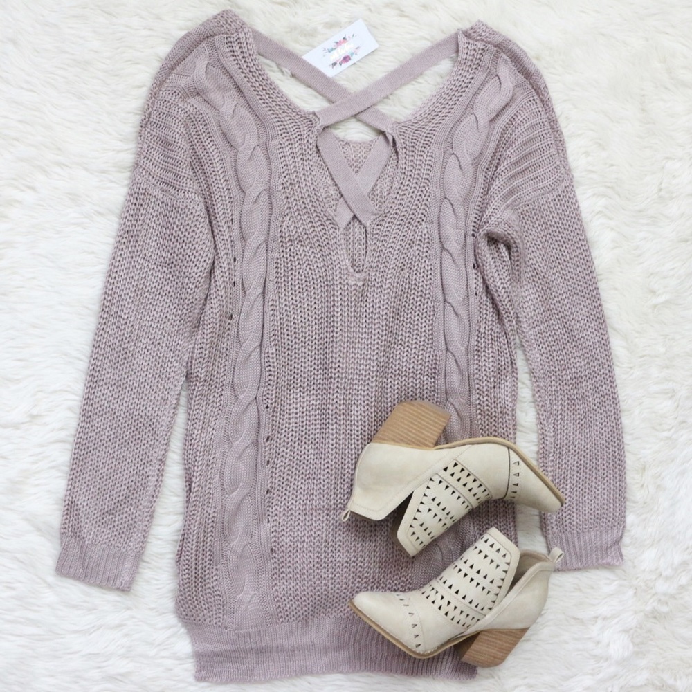 'Don't Get It Twisted' Sweater - Picture 5 of 6