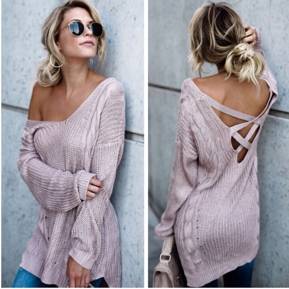 'Don't Get It Twisted' Sweater - Picture 2 of 6