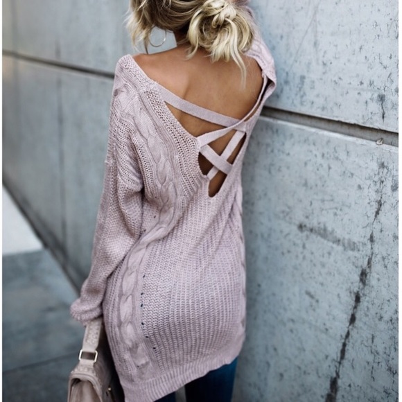 'Don't Get It Twisted' Sweater - Picture 4 of 6