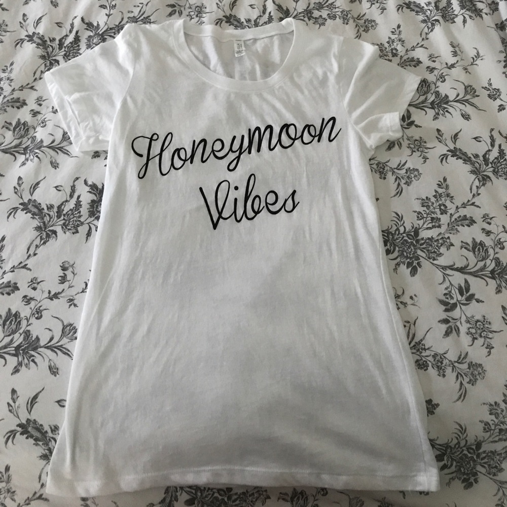 Honeymoon Vibes Tee
