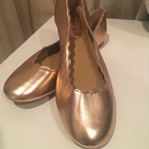 **NEW** Madden Girl Rose Gold scalloped Flats