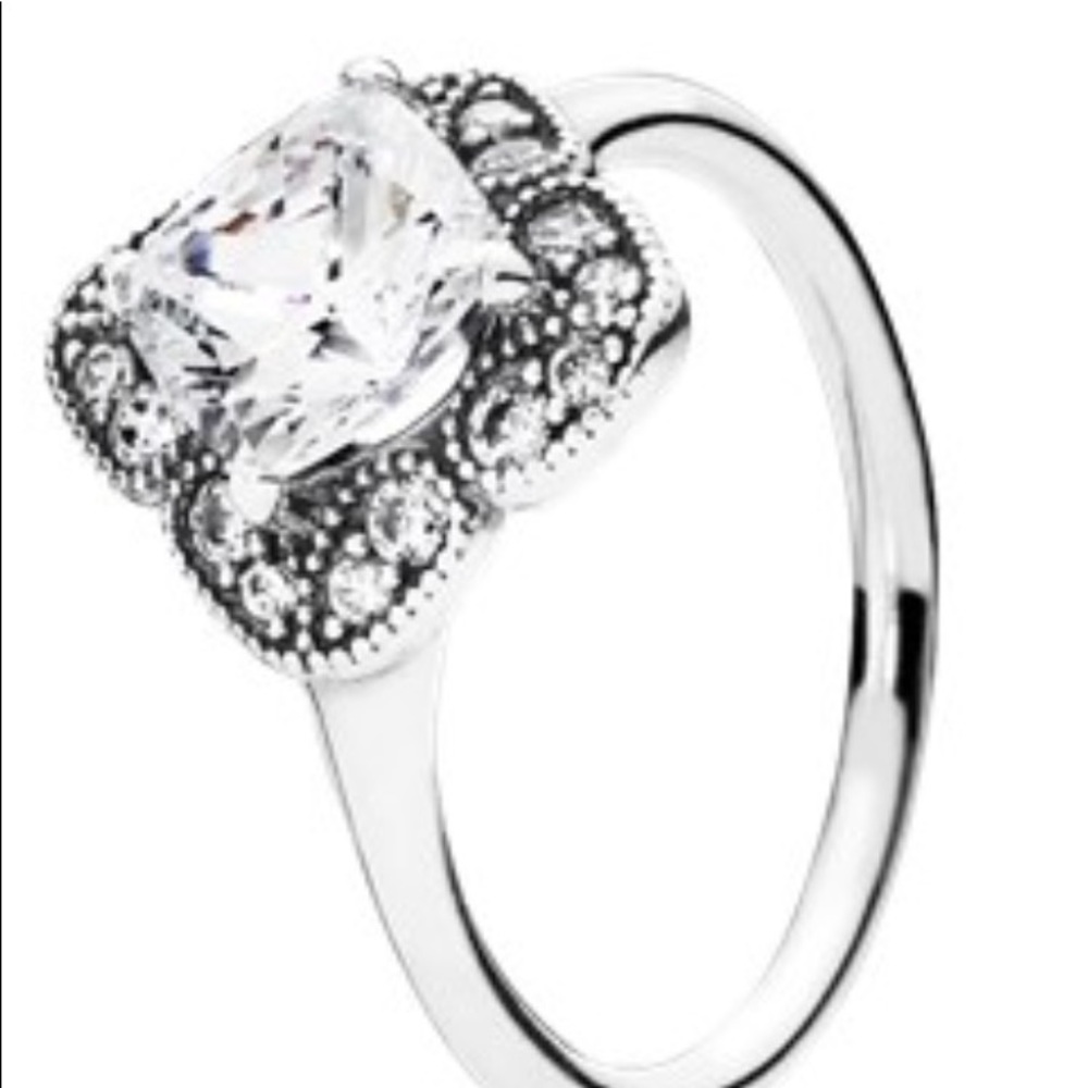 Pandora Ring Crystallized Floral Fancy