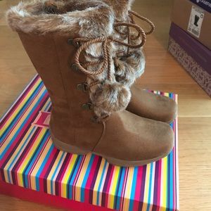 Brown boots