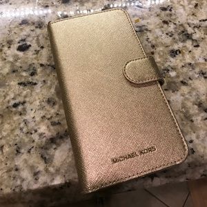 NWOT Michael Kors iPhone 7 Plus folio