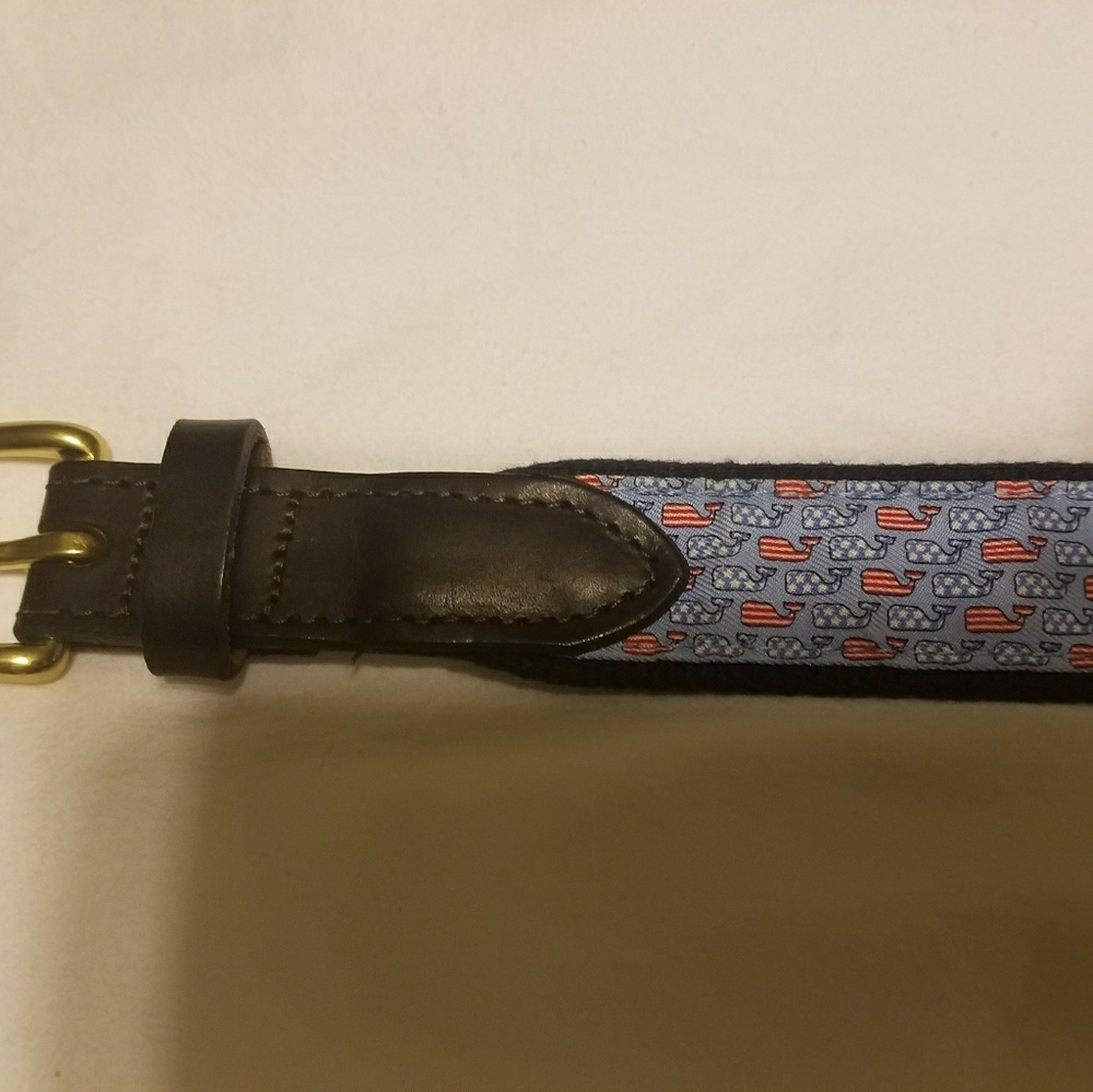 Vineyard Vines belt