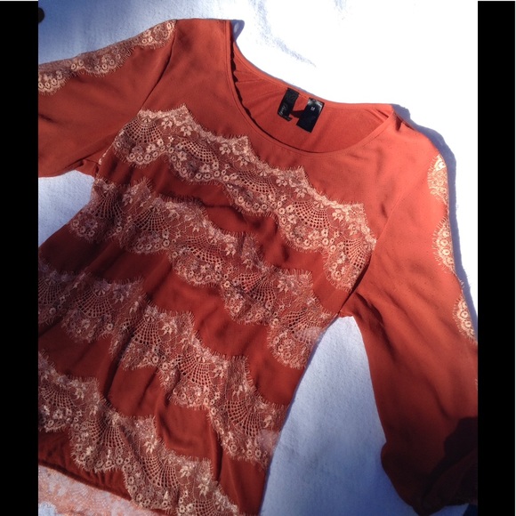 BKE Tops - ✨HP✨BKE Boutique blouse