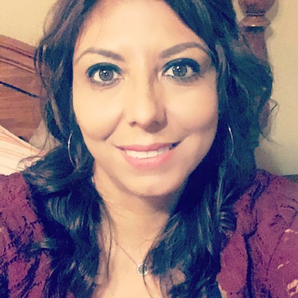 Meet your Posher, Alma