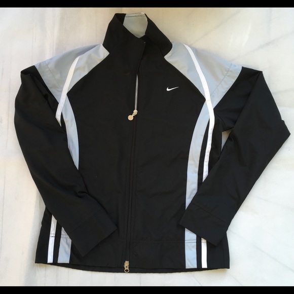 Nike Jackets & Blazers - Nike Women's Golf Tennis Black Jacket Size Medium