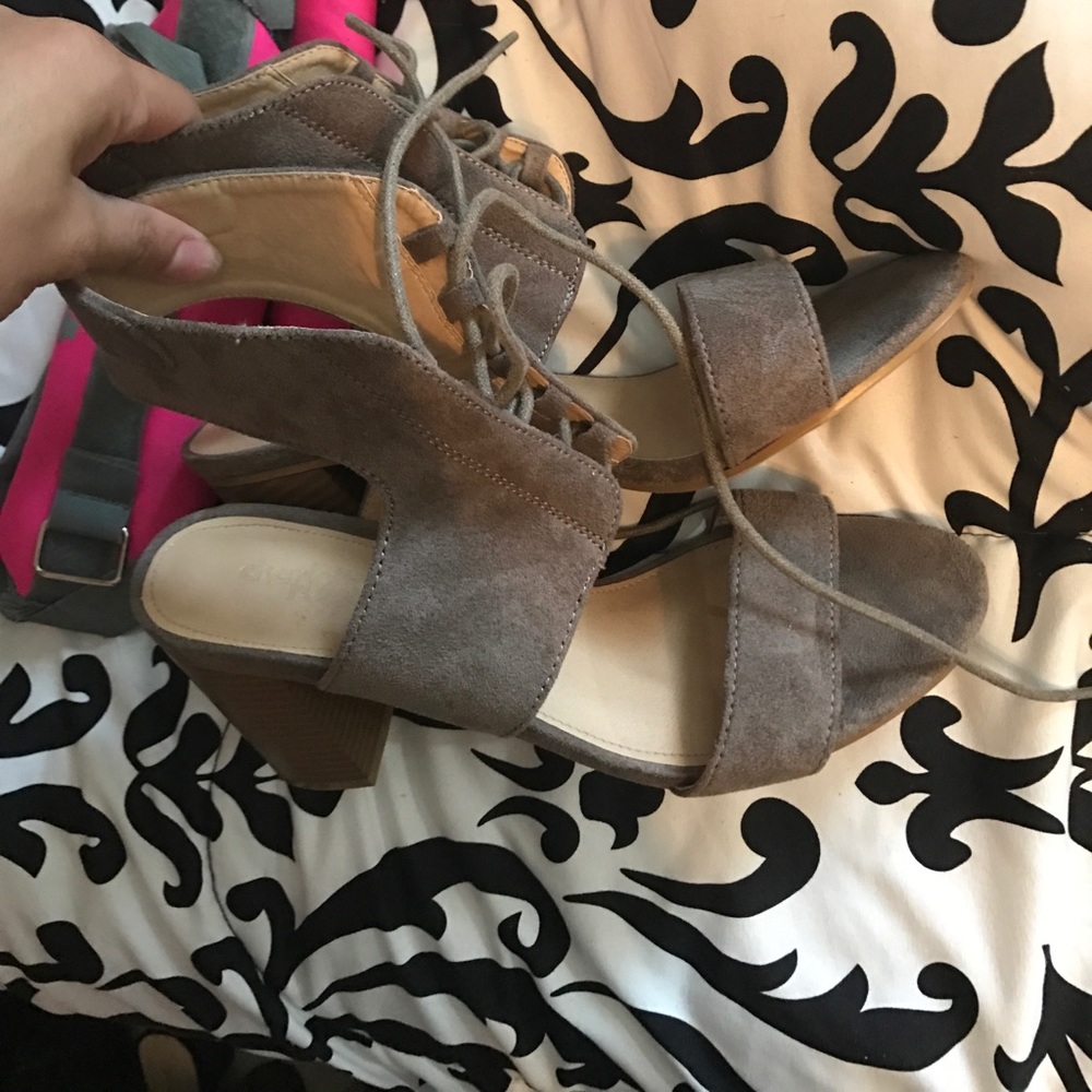 Grey lace up heel