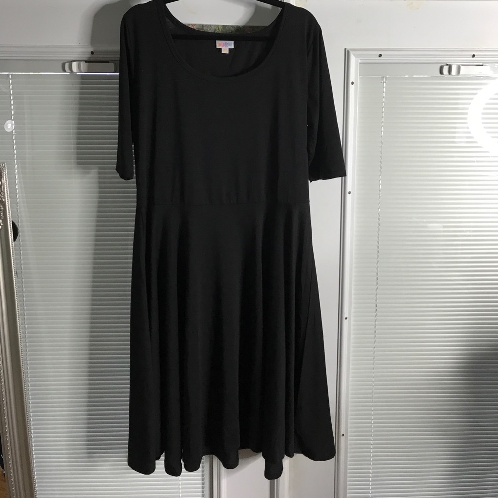LuLaRoe 3xl nicole BLACK