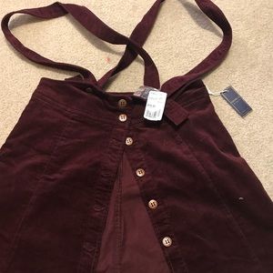Overall skirt