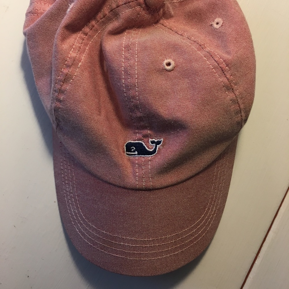Vineyard Vines Whale logo baseball hat