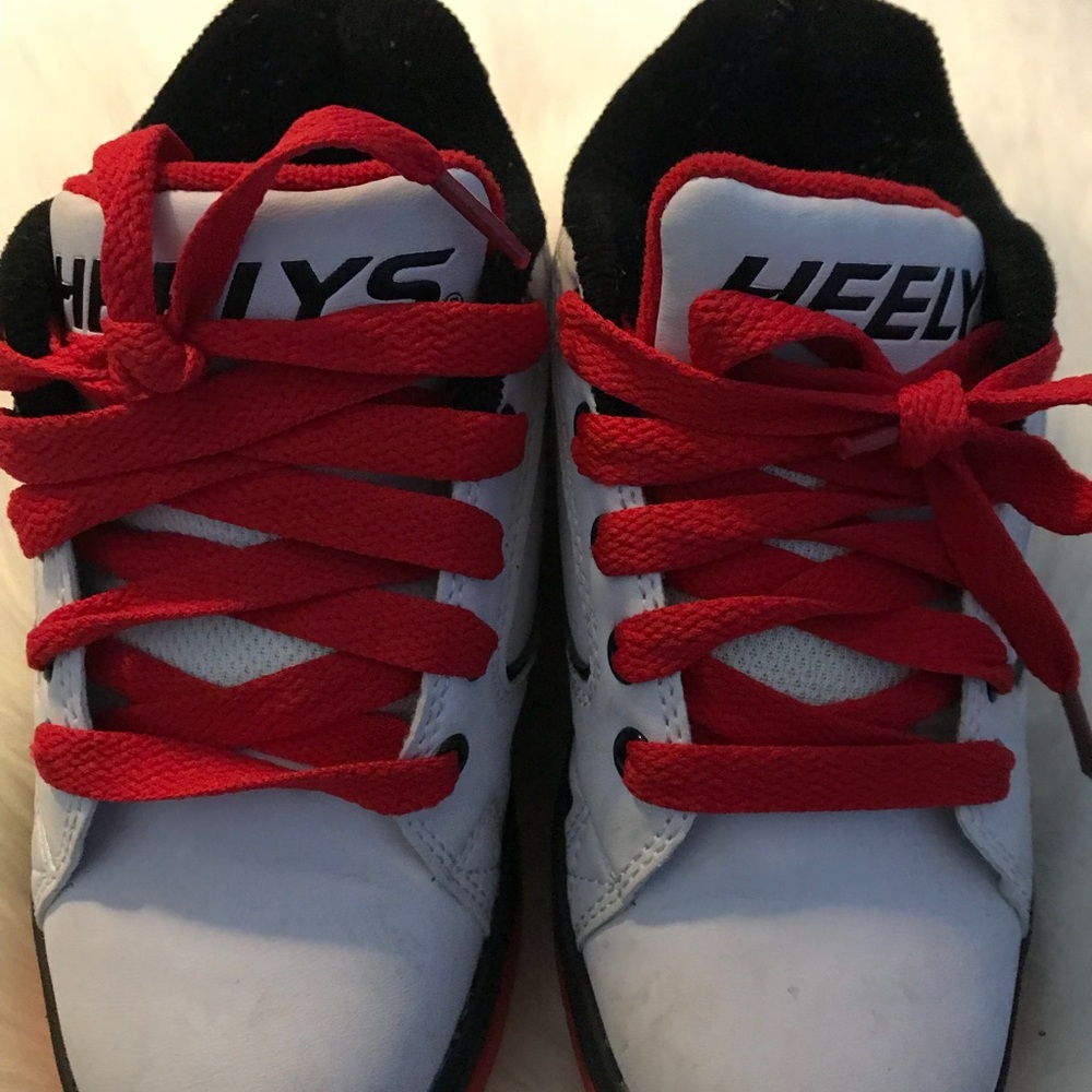 Heelys Boys Vans Like Skate Shoes Size 1