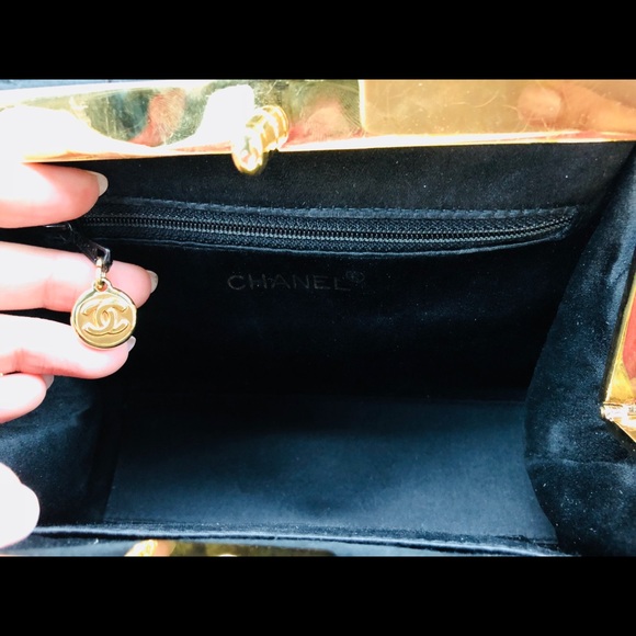 🎉FLASH SALE🎉AUTHENTIC vintge black satin Chanel - Picture 5 of 6