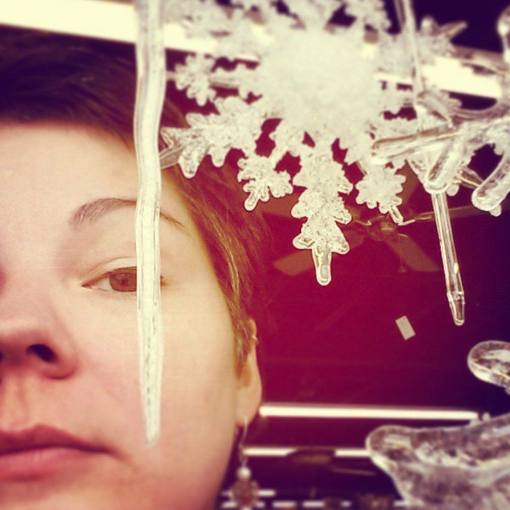 Meet your Posher, Crystal