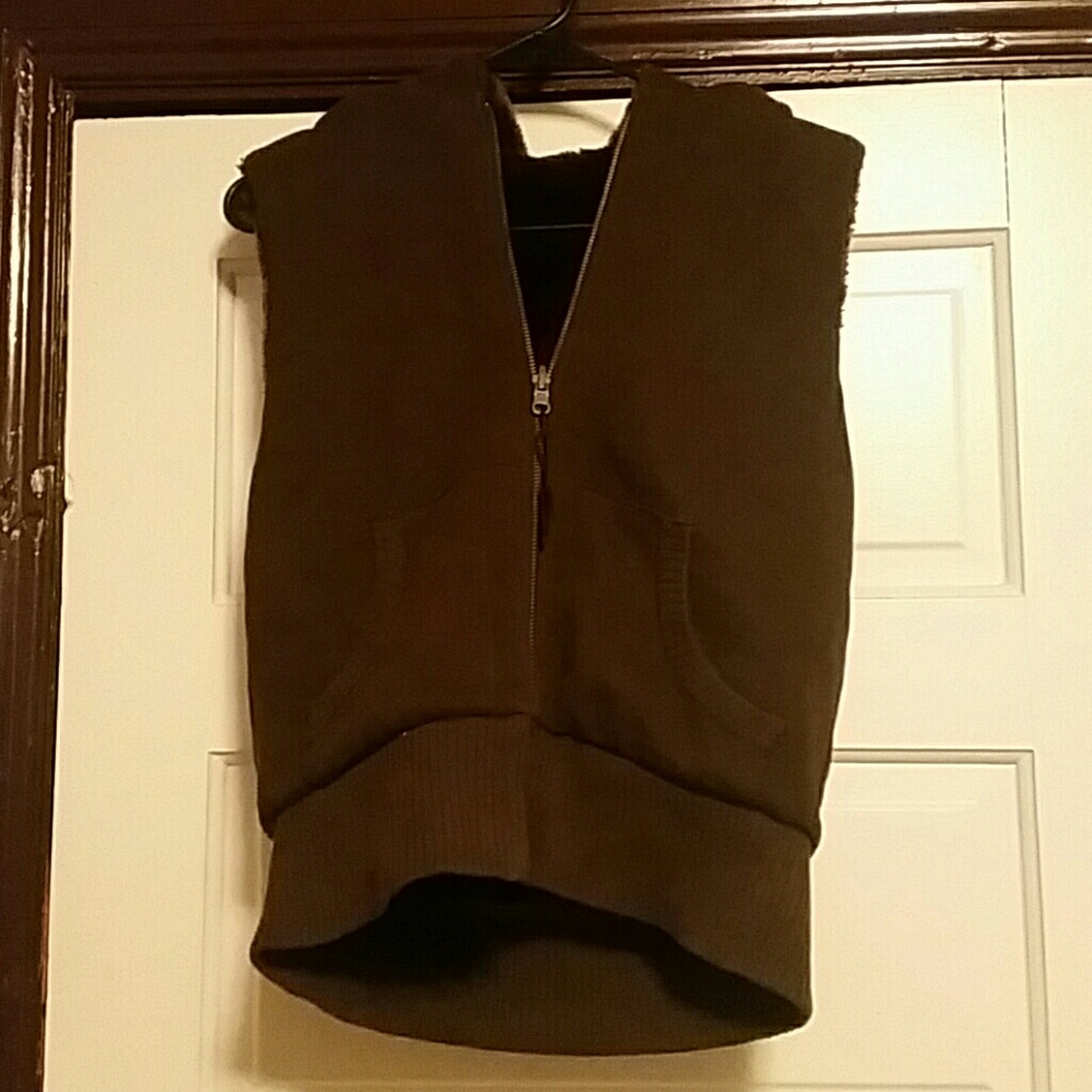 lined zip up vest (reversible)