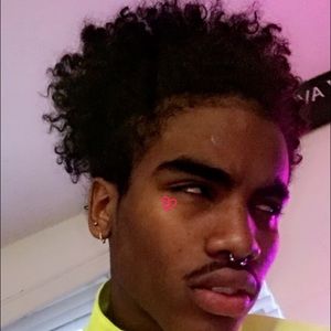 Meet your Posher, Xavier