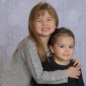 Meet your Posher, Yvette