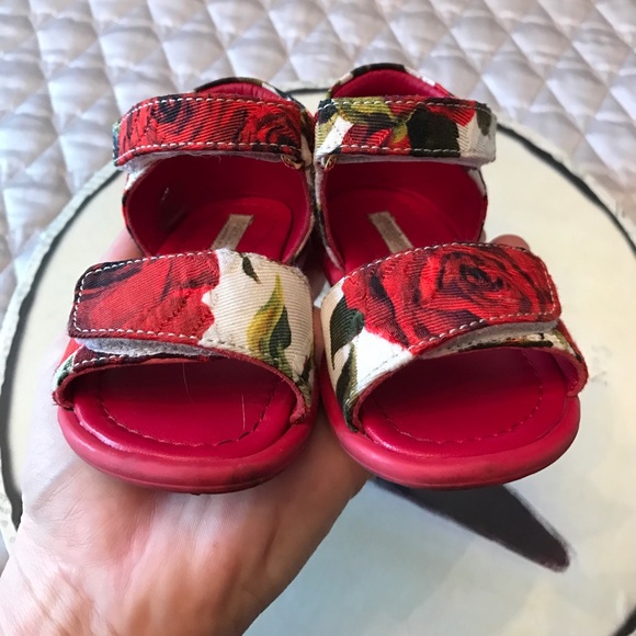 ‼️SOLD ‼️Like new Dolce and Gabbana - Picture 4 of 6