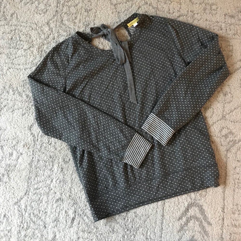 Open back sweatshirt
