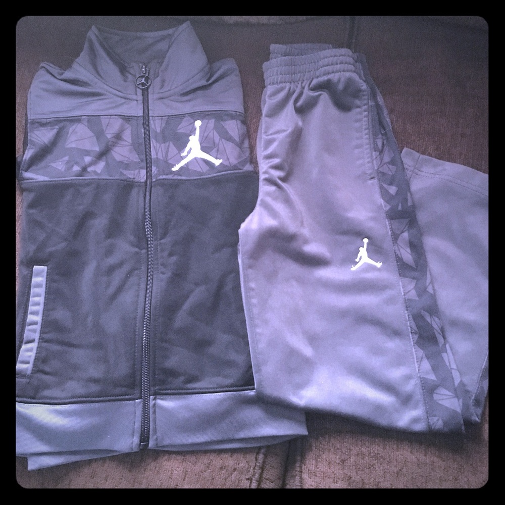 Boys Nike Air Jordan Sweat Suit