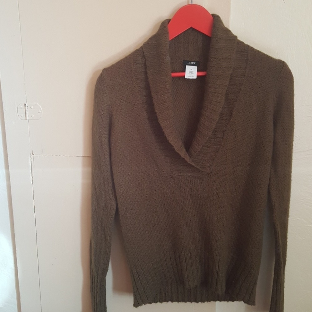 J CREW SWEATER