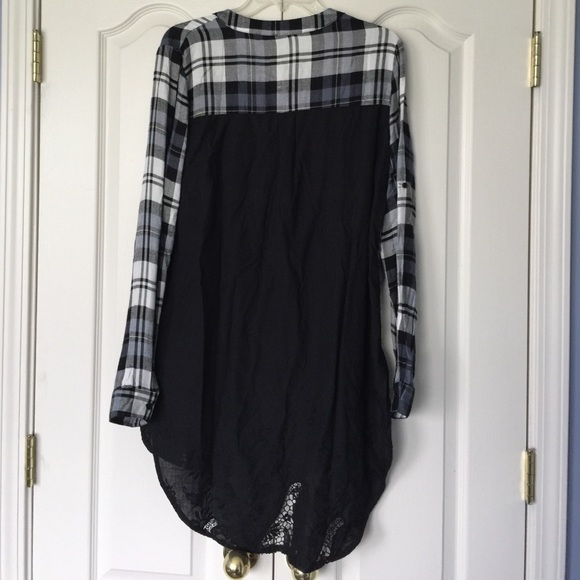 Donated - Vizio - Plaid tunic blue & black - Picture 8 of 8