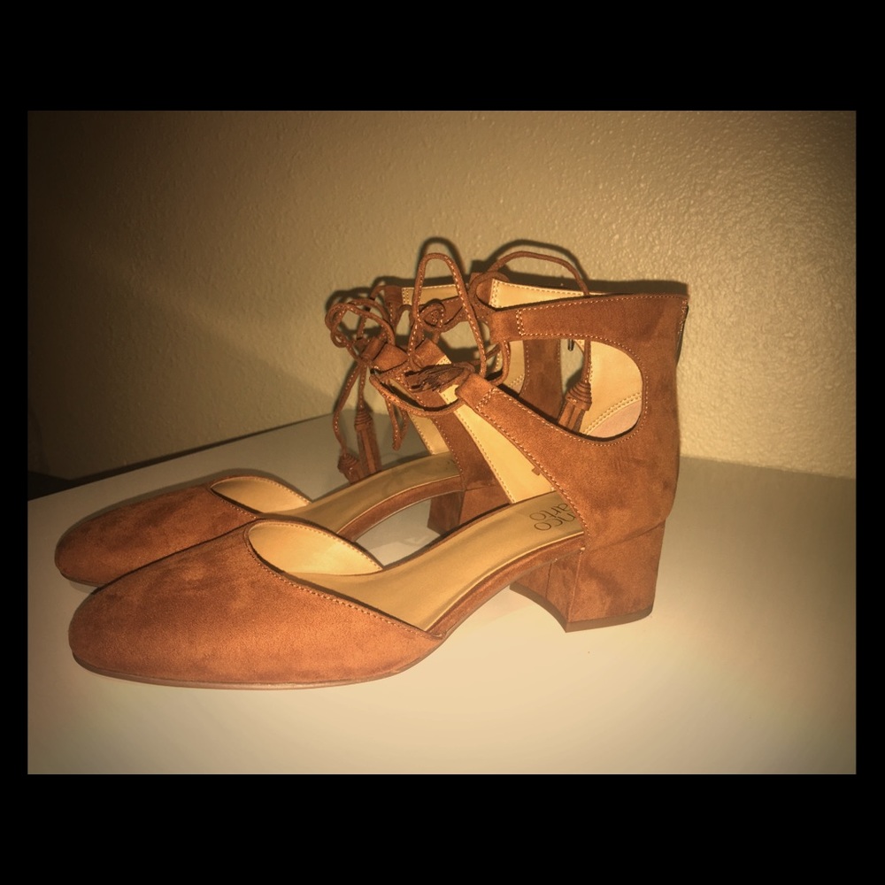 Franco Sarto Laceup sz 10: Friction -Whiskey color