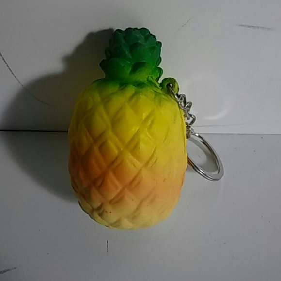 Pineapple Squishie Keychain - Picture 2 of 4