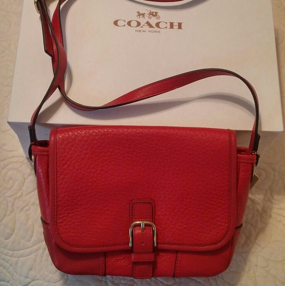 Coach Purse Red - Picture 1 of 7