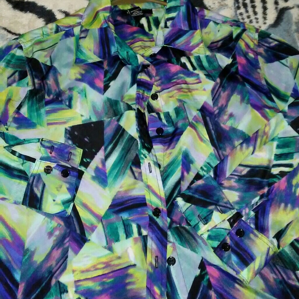 BLOUSE